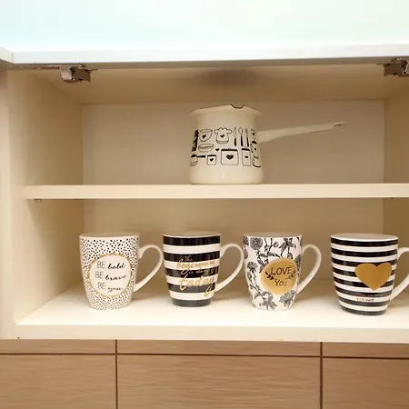 Mila - A Stylish Near Airport