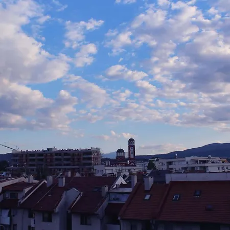 Apartment Mila - A Stylish Near Airport